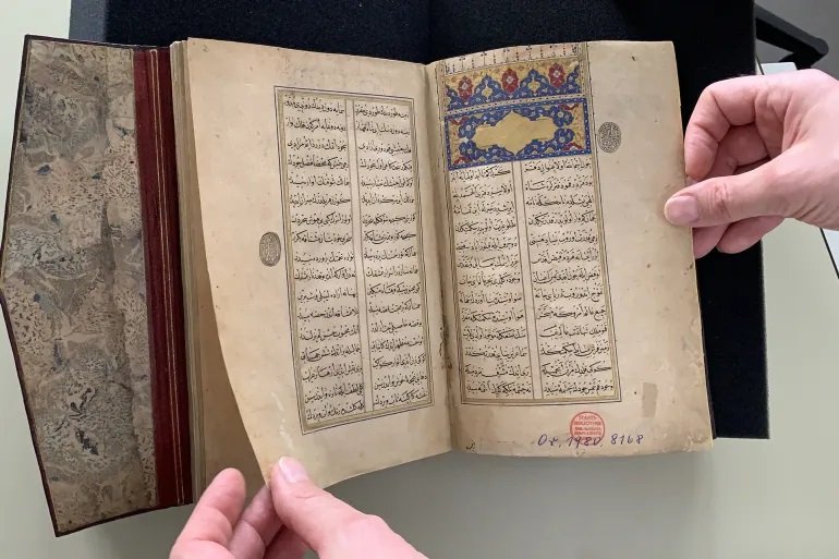 مخطوطات.jpg