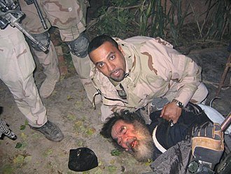 صدام_الحفرة.jpg
