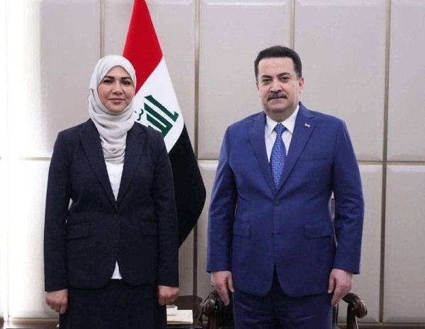 اشواق_الجبوري.jpg