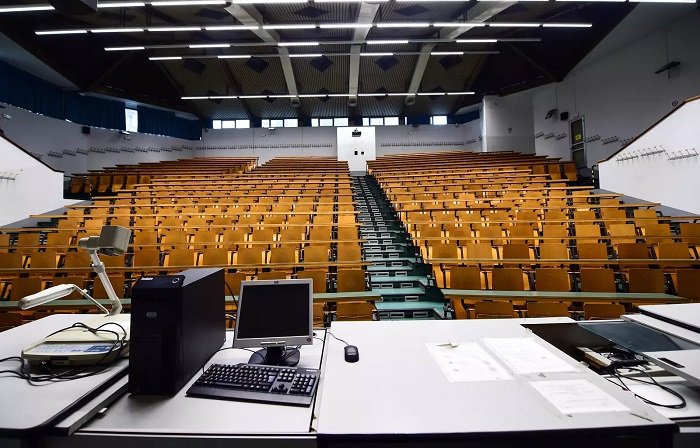 الدراسة.jpg