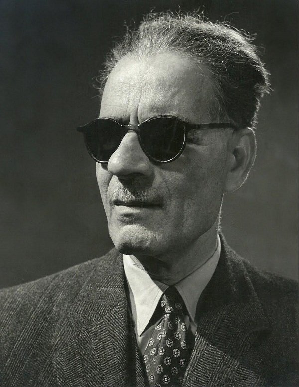 طه حسين.jpg