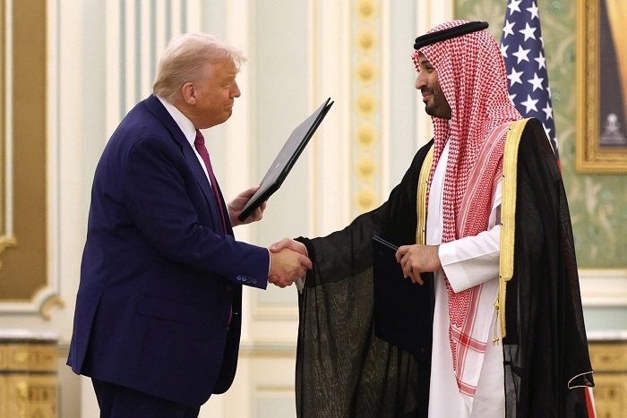 ترامب يوافق على اتفاق نووي مدني تاريخي مع السعودية يمتد 30 عاماً