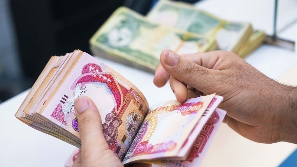 المعلم بين الوعود المؤجلة والحقوق المسلوبة