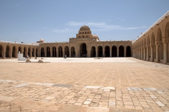 أسياد المتوسط: كيف حكم بنو تميم بحر الروم وزلزلوا أسوار روما؟